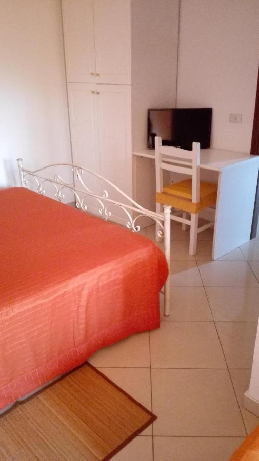 B&B I Girasoli Soverato Marina Kültér fotó